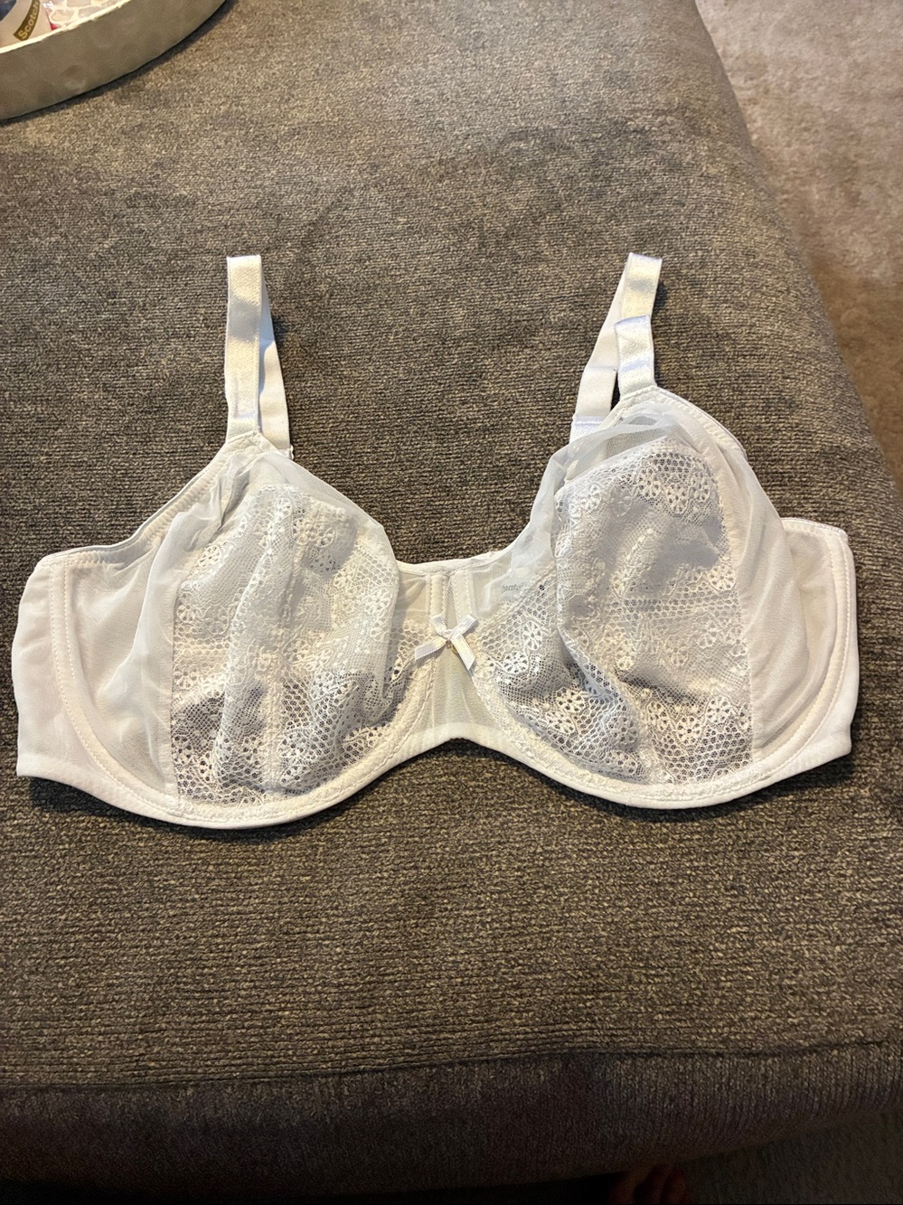 Chantelle White Lace Underwire Full Coverage Bra Size 36G
